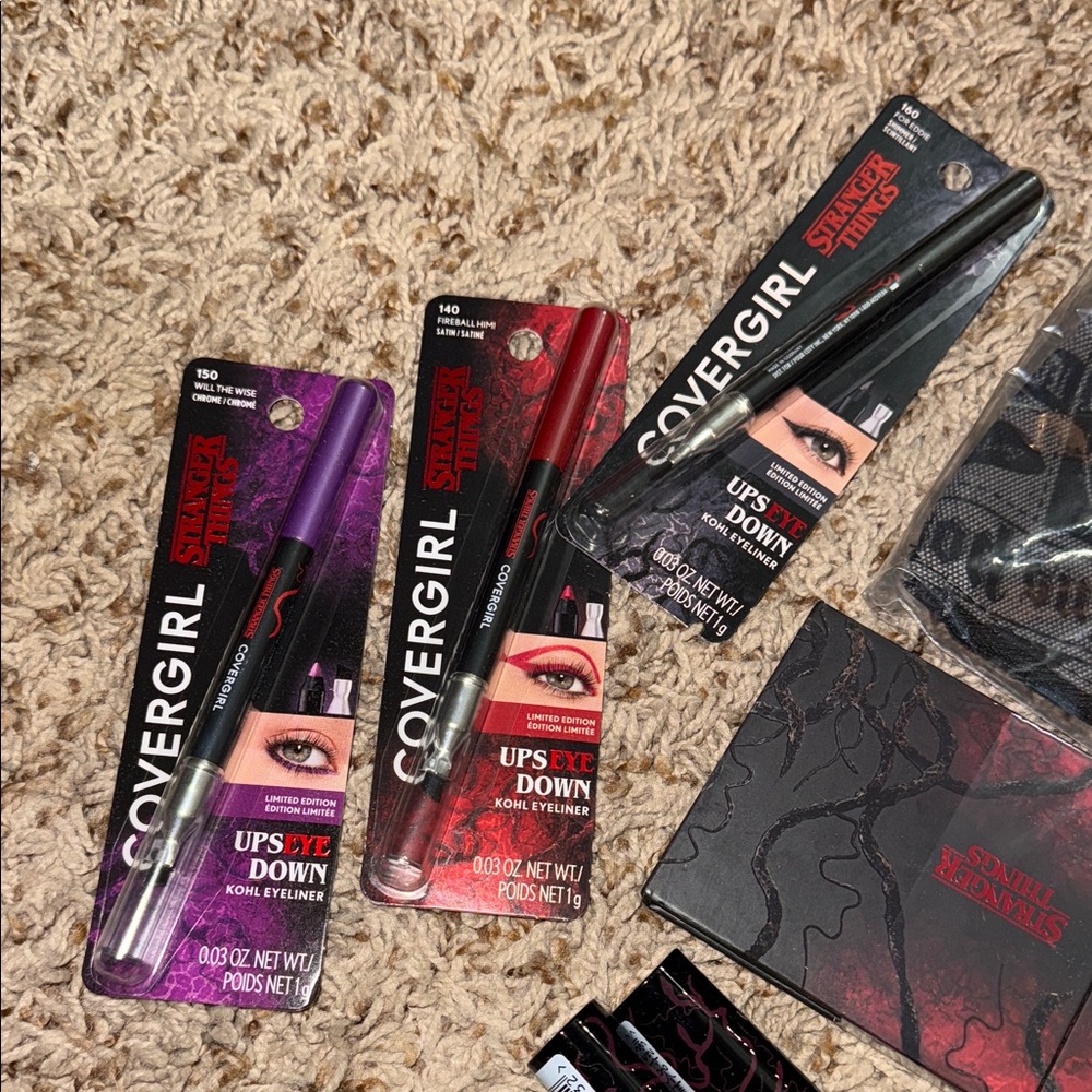 COVERGIRL Stranger Things Makeup Collection - Picture 3 of 5